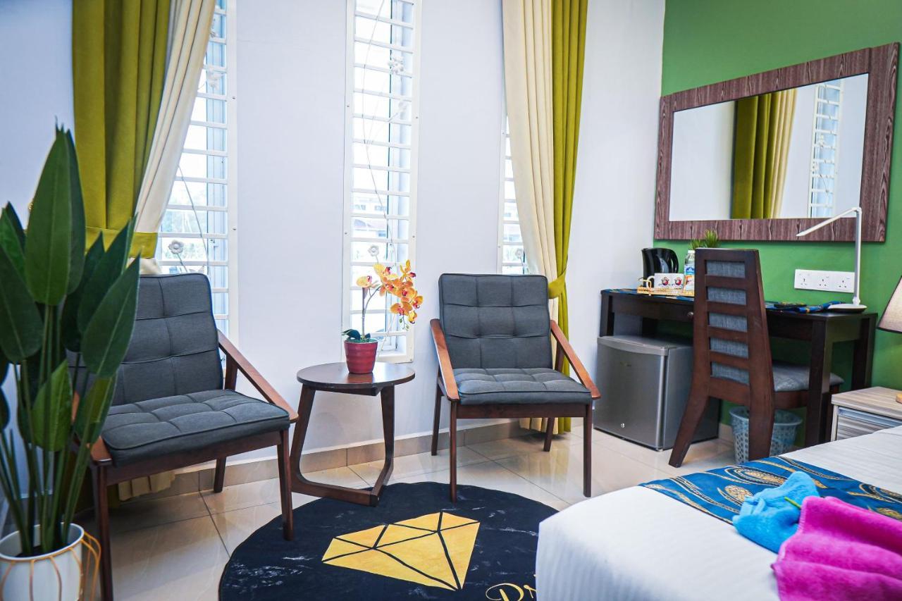Ghazrins Desaru Hotel Pengerang Ngoại thất bức ảnh