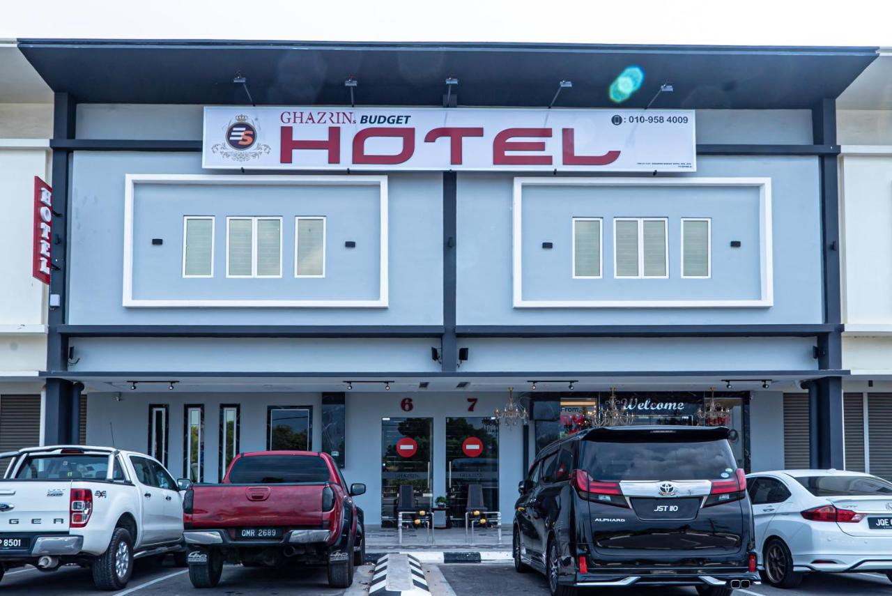Ghazrins Desaru Hotel Pengerang Ngoại thất bức ảnh