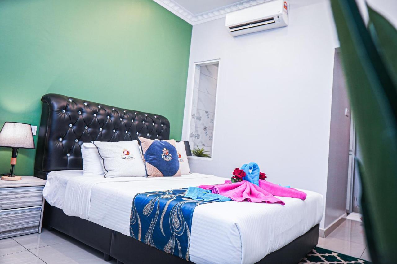 Ghazrins Desaru Hotel Pengerang Ngoại thất bức ảnh
