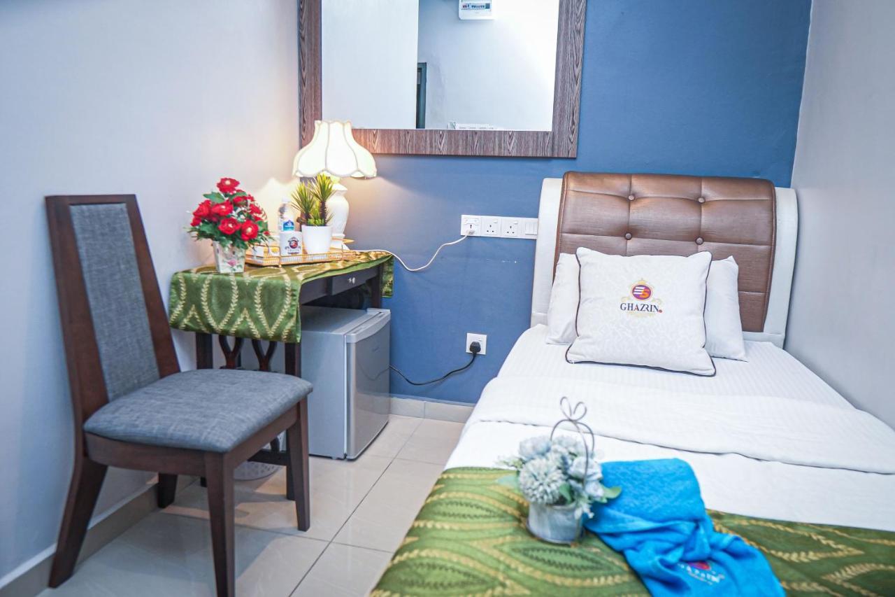 Ghazrins Desaru Hotel Pengerang Ngoại thất bức ảnh