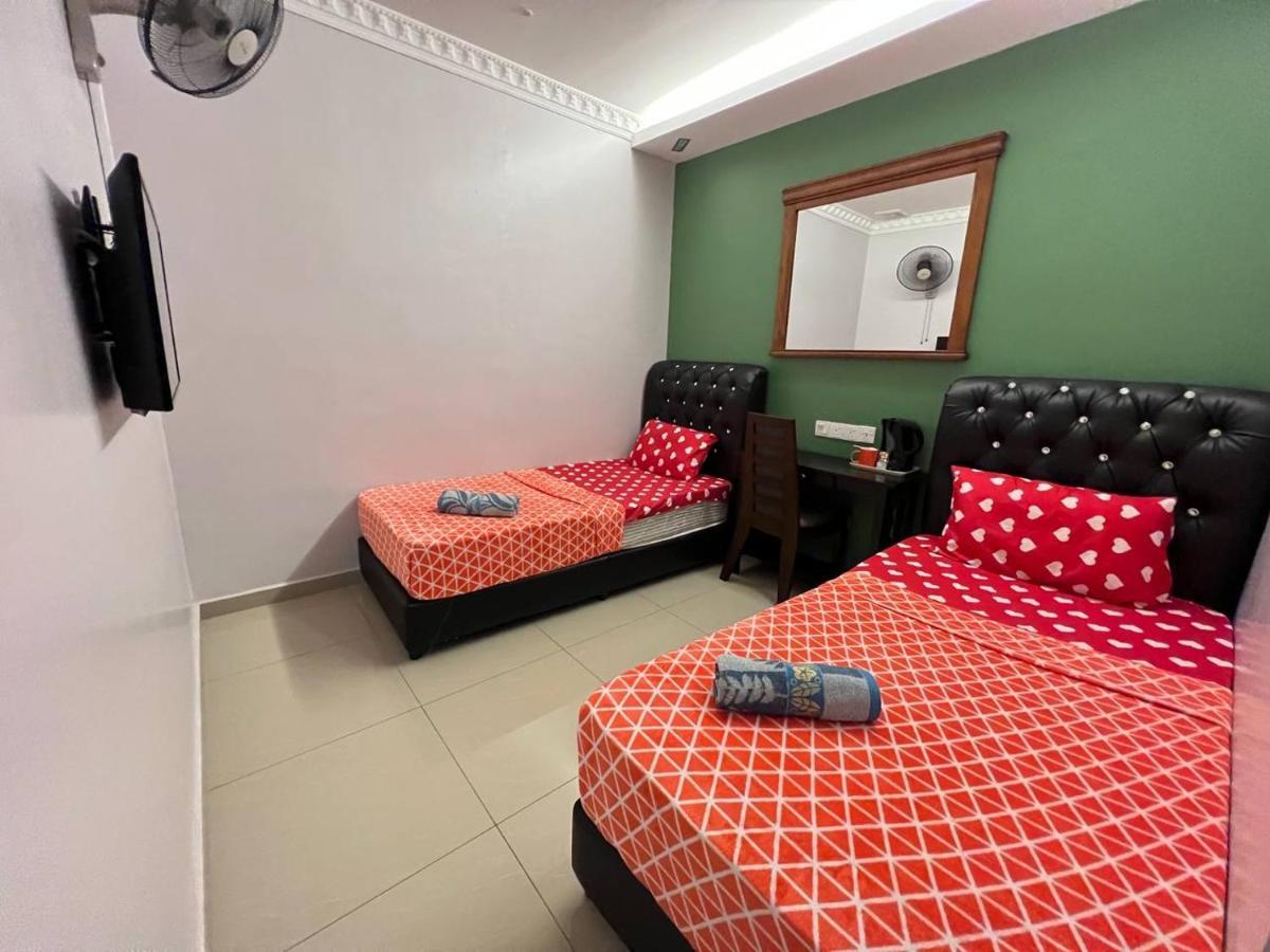 Ghazrins Desaru Hotel Pengerang Ngoại thất bức ảnh